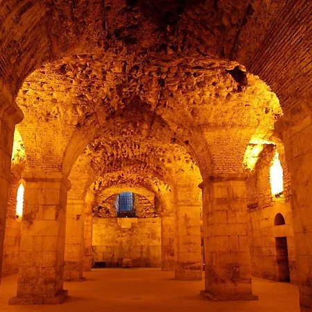 Apartamento Authentic In Stone House At The Location *