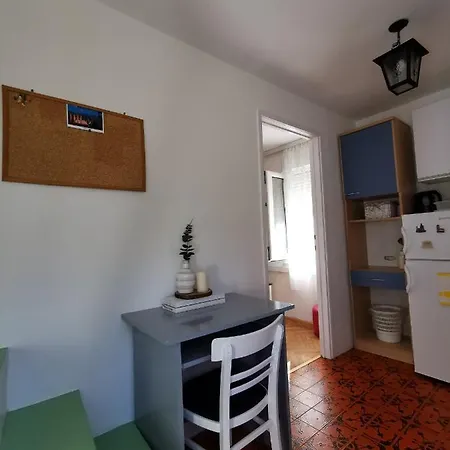 Authentic In Stone House At The Location * Split