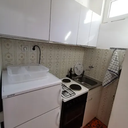 Apartman Authentic In Stone House At The Location *